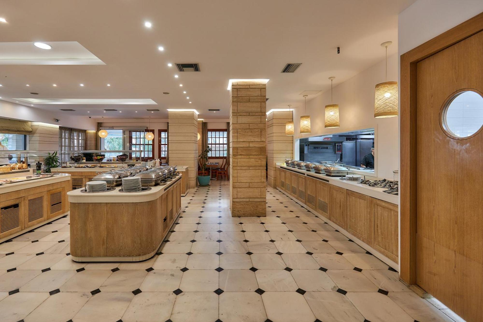 Kyknos Beach Hotel & Bungalows 말리아 외부 사진