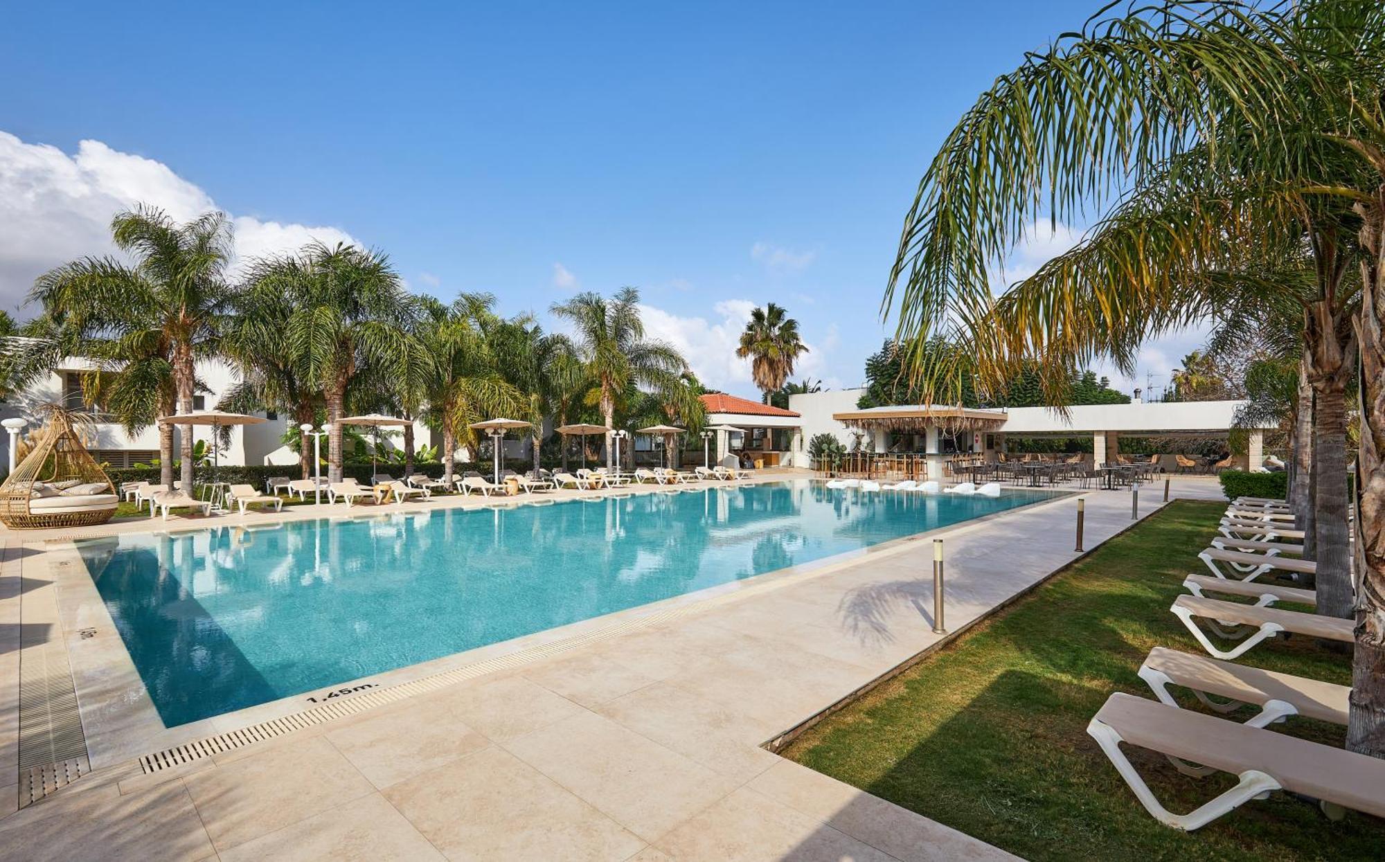 Kyknos Beach Hotel & Bungalows 말리아 외부 사진