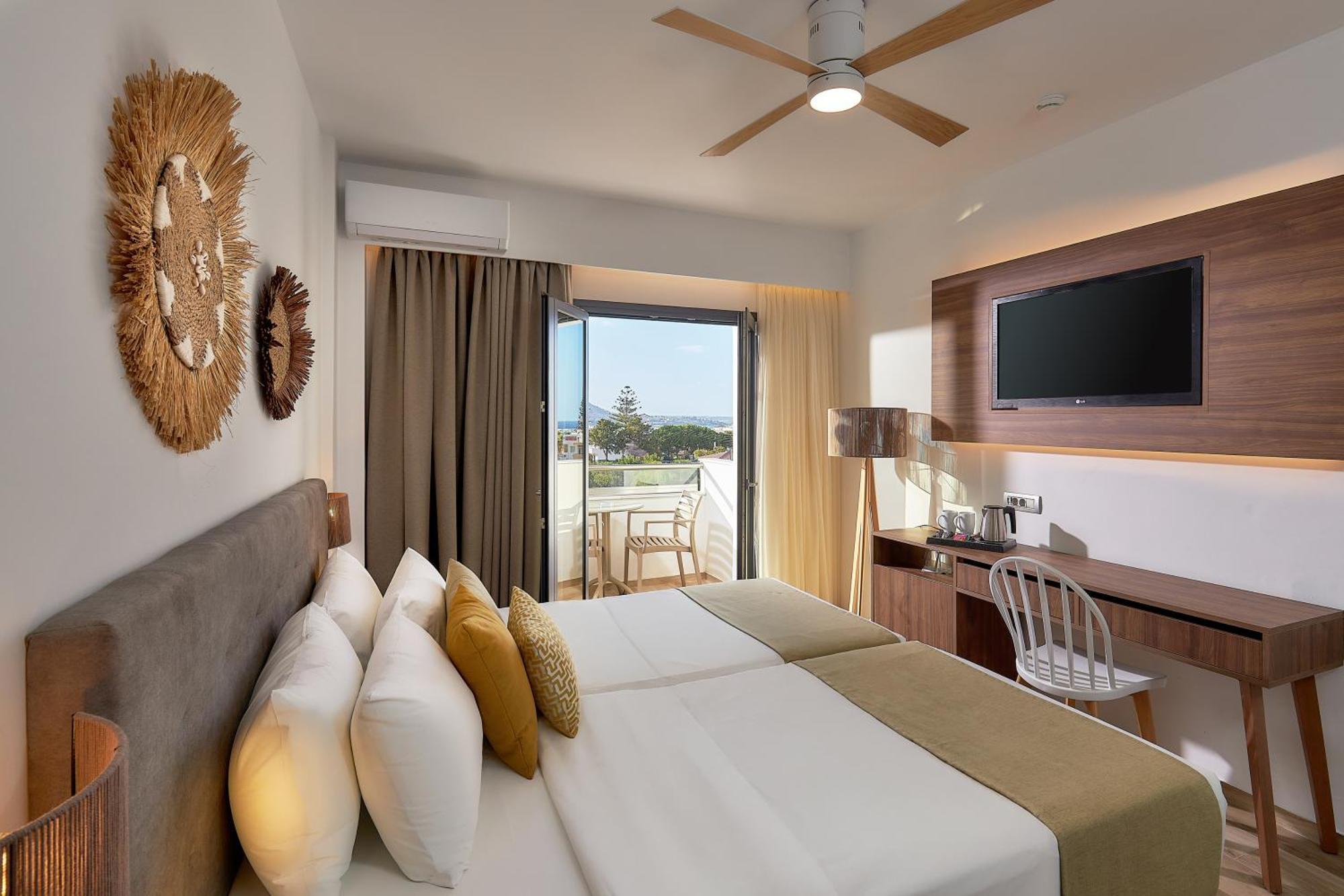 Kyknos Beach Hotel & Bungalows 말리아 외부 사진